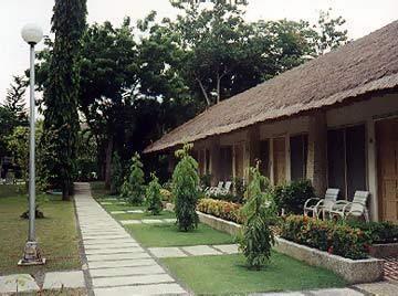 Cebu Beach Club Exterior photo